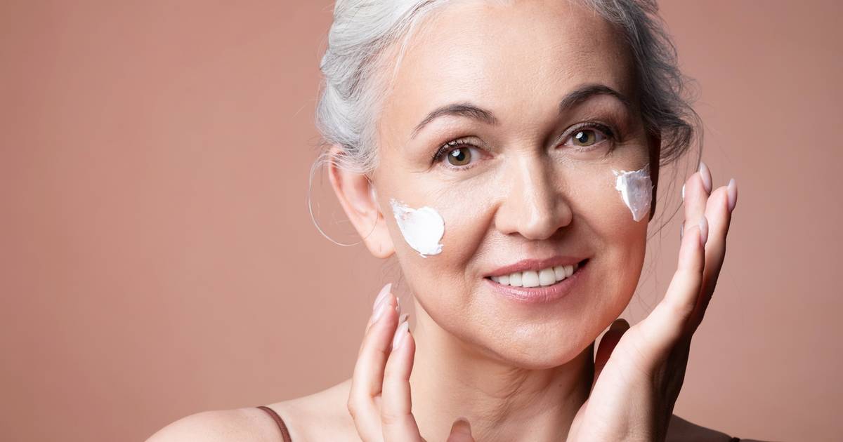 To pogromca opadających i galaretowatych policzków. Działa jak modelująca wolumetria twarzy