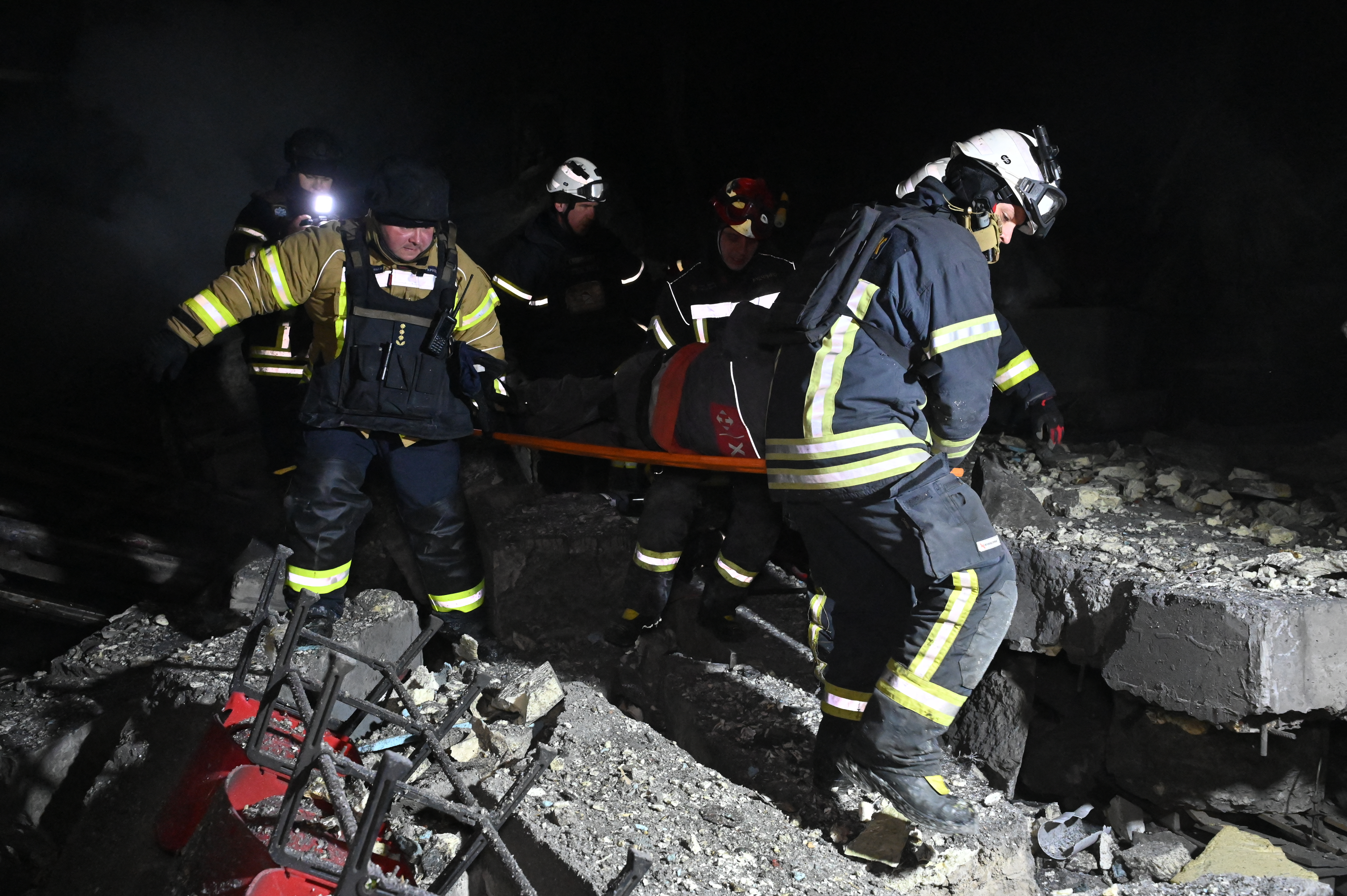 Doppelschlag in Charkiw: 4 Tote bei gezieltem Angriff auf Rettungskräfte