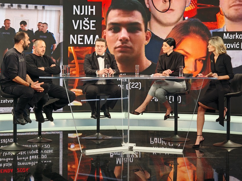 specijalno izdanje emisije "Blic uživo", gosti: Saša Panić i Milosav Todorović