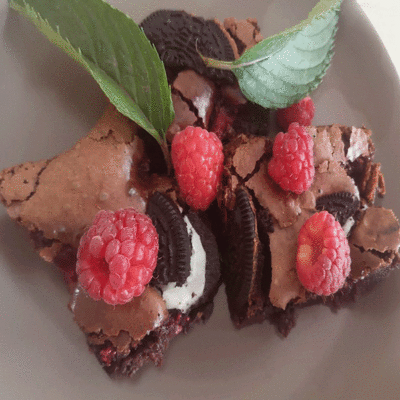 Málnás oreós brownie