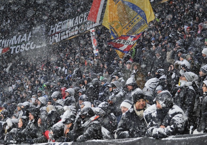 Z powodu obfitych opadów śniegu nie odbył się mecz między Juventusem Turyn a Atalantą Bergamo