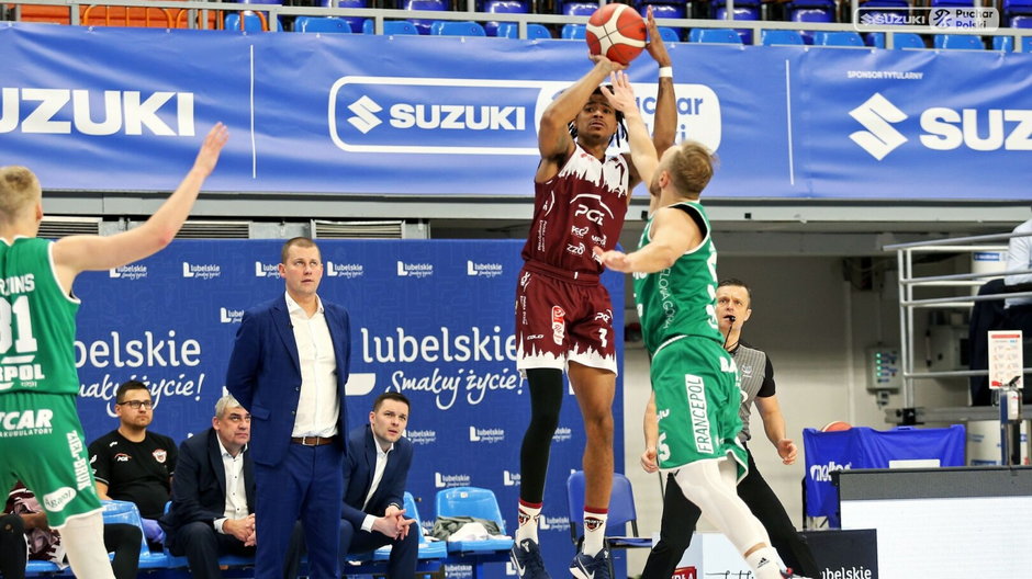 Spójnia się zbroi, foto: Andrzej Romański/Energa Basket Liga