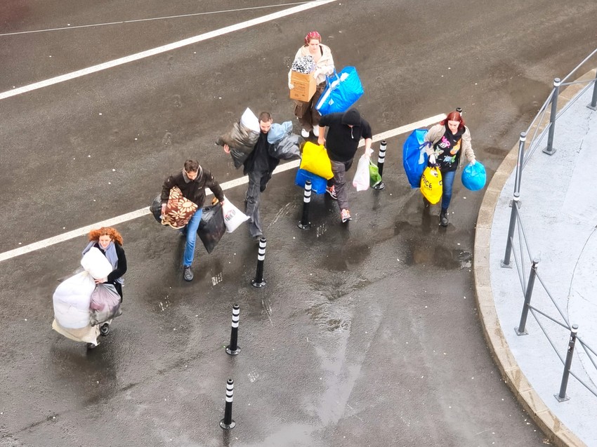 Studenti u blokadi napuštaju zgradu Rektorata 