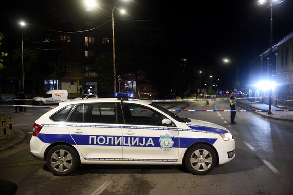 FILMSKA PLJAČKA U BEOGRADU Maskirani razbojnici upali na gradilište, čuvare ZAKLJUČALI U KONTEJNER, pa pokrali sve što su mogli