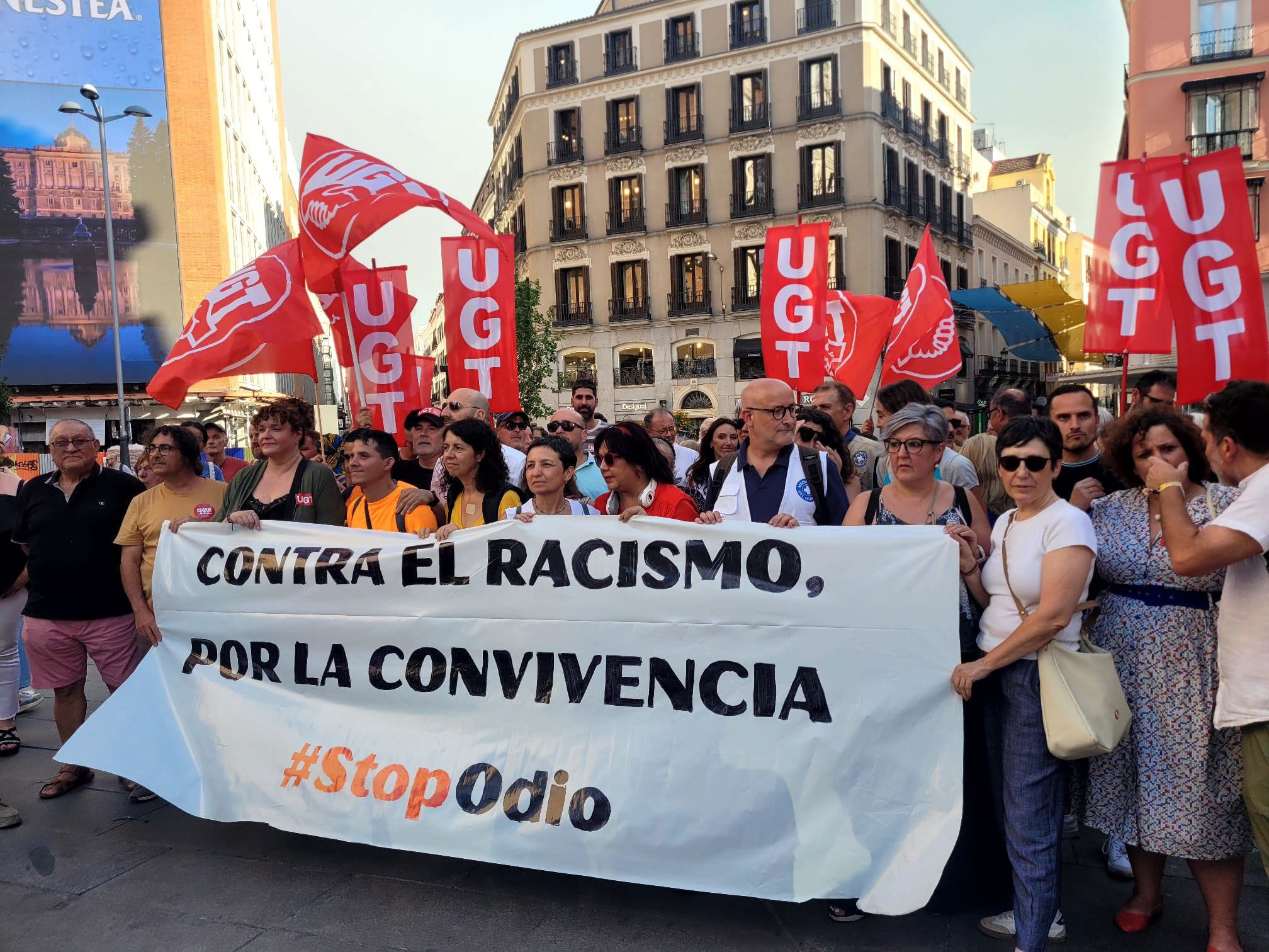 Madrid: Cientos protestan contra racismo tras Torre Pacheco