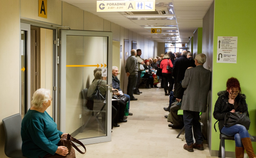 Centralna e-rejestracja od 1 stycznia 2026 r. Jak zmienią się zapisy do lekarza na NFZ – zasady, terminy, lista świadczeń