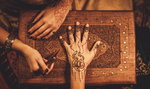 Uwaga na tatuaże z henny! Nie wszystkie są bezpieczne