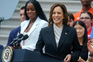 Kamala Harris ma już wystarczające poparcie Demokratów. "Koniec wewnętrznego dramatu"