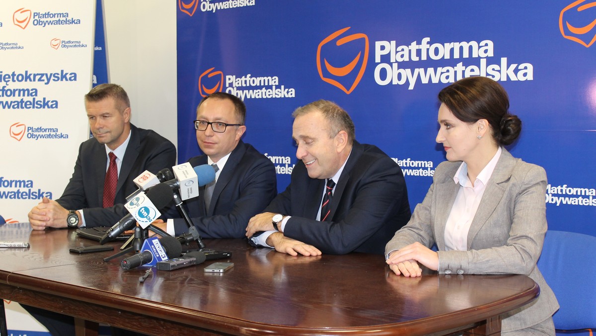 Dopiero w marcu lub kwietniu okaże się, kto będzie kandydatem Platformy Obywatelskiej w wyborach na prezydenta Kielc. Wszystko wskazuje na to, że władze tej partii postawią na europosła Bogdana Wentę lub posła i szefa świętokrzyskiej PO Artura Gieradę. – Obaj są świetni i mają szansę, ale uważam, że to jest jeszcze kwestia rozmów, przemyśleń i wpisania tego w scenariusz całej polityki PO – mówił dziś w Kielcach Grzegorz Schetyna.