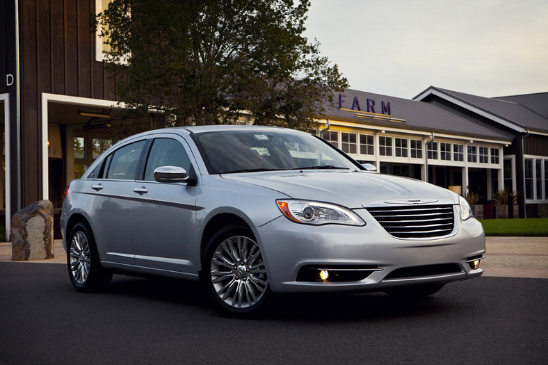 Chrysler 200: Nowe wcielenie Sebringa