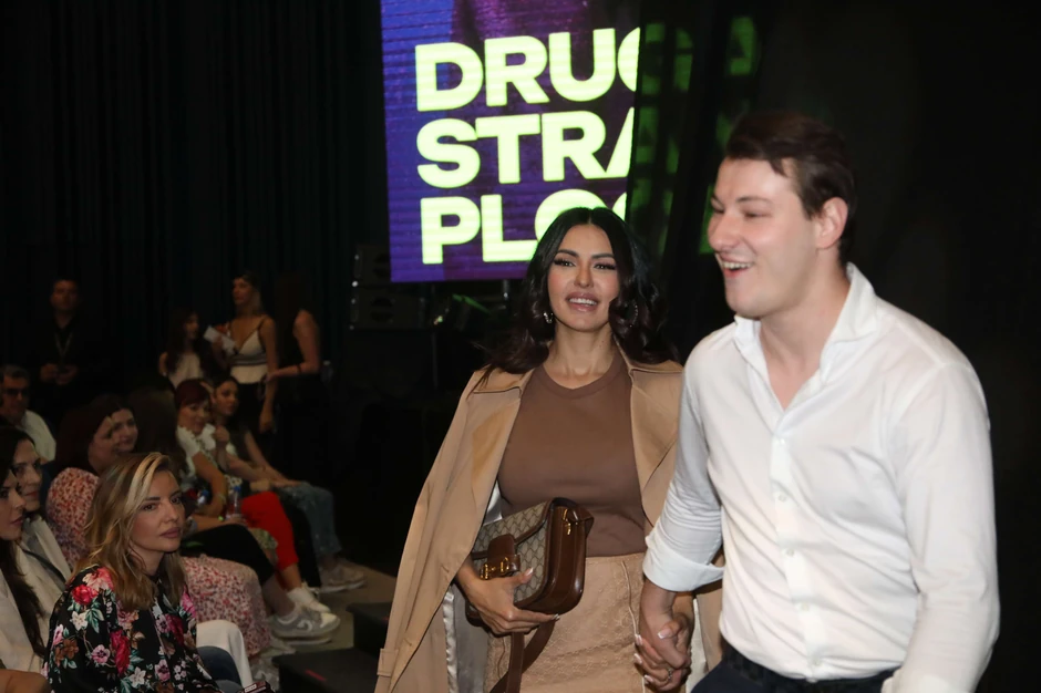 Tanja Savić, Muhamed Muki Bešić