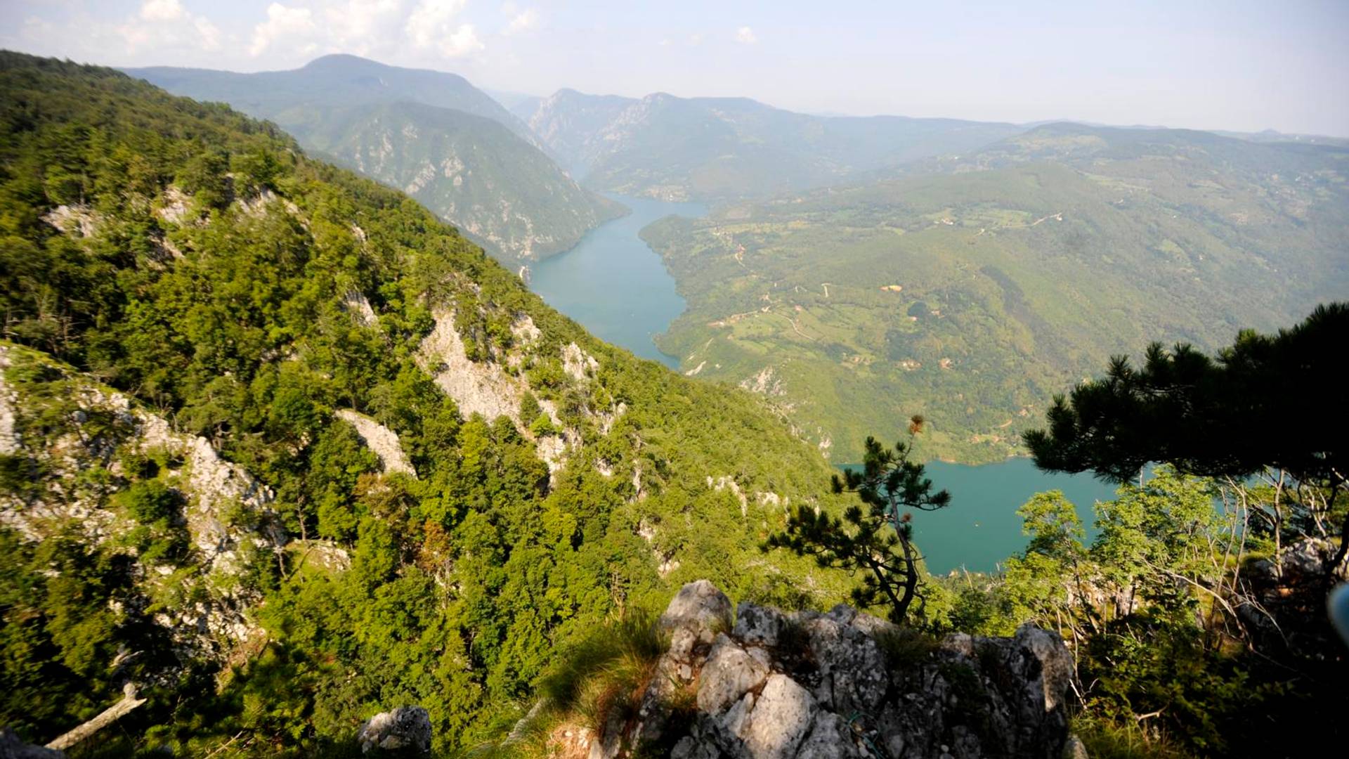 Divlja gradnja preti da uništi Taru, država ništa ne preduzima