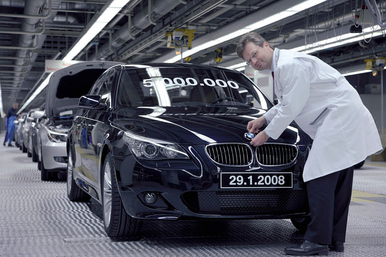 BMW: 5 mln pięciu generacji serii 5