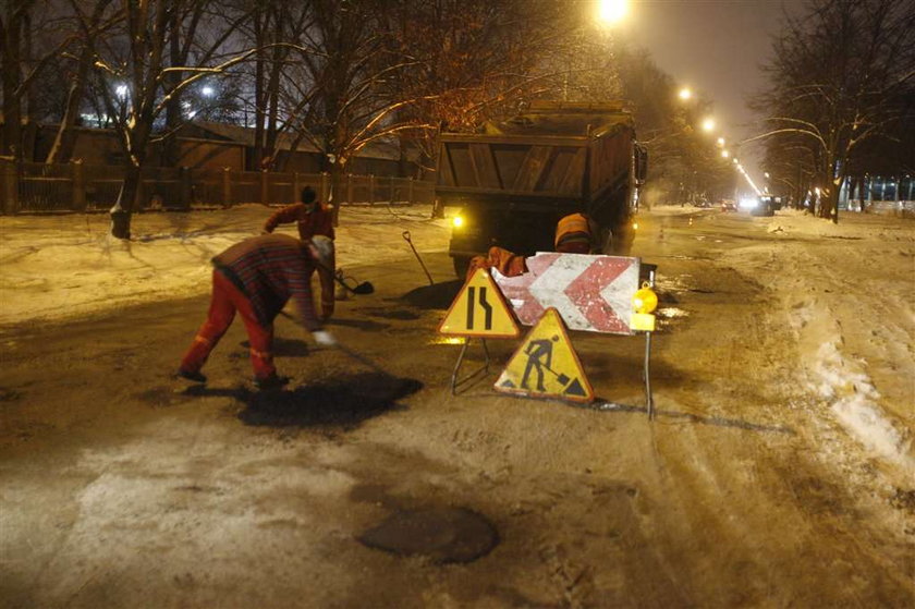 Fakt czyni cuda: Naprawili drogę