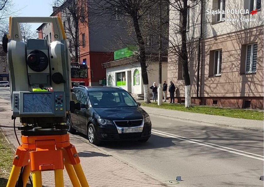 Horror w Piekarach Śląskich. 9-latek biegł pod auto