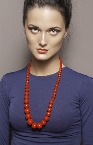 Jak optycznie powiększyć biust?