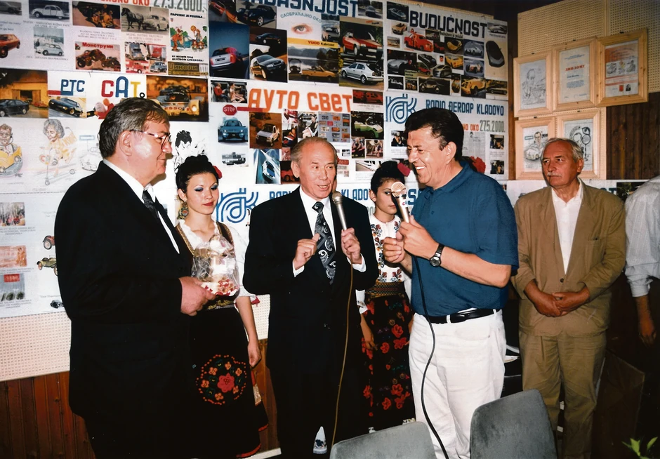 Lala i Mirko Alvirović sa saradnicima i gostima na obeležavanju jubileja “Saobraćajnog oka”