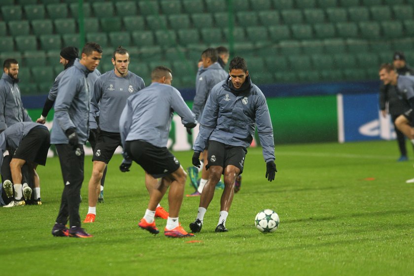 Real Madryt trenuje na stadionie Legii