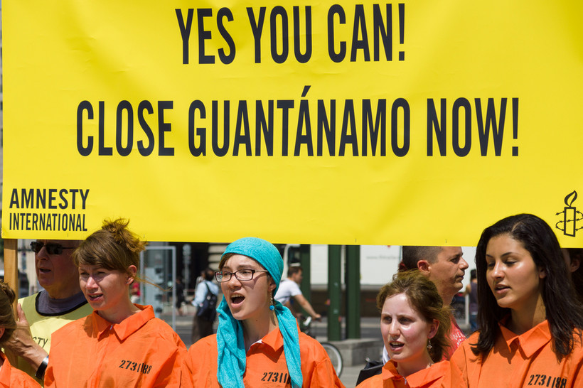 Protesty w celu zamknięcia więzienia Guantanamo.