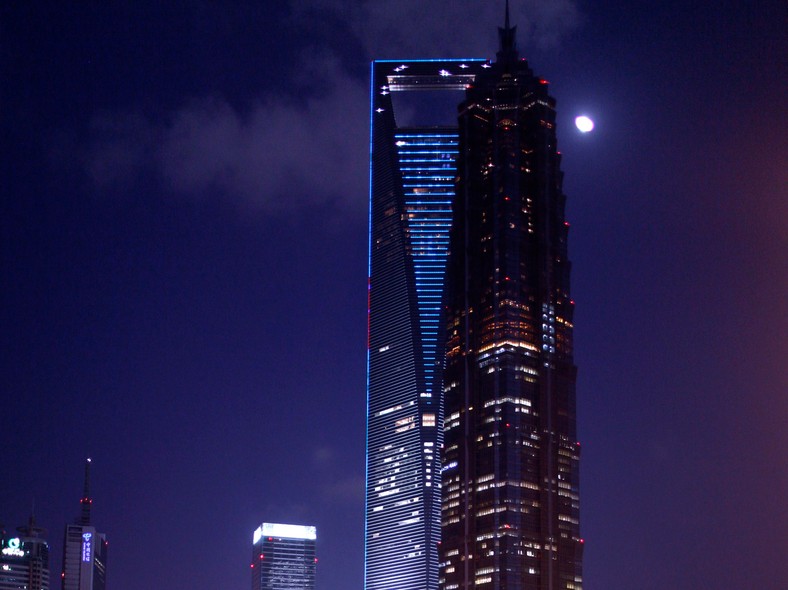 W chwili obecnej największą wysokość w Chinach ma również znajdujący się w Szanghaju budynek World Financial Center