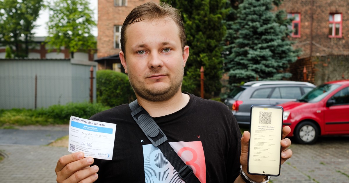 Szczepienia w Polsce. Fatalny błąd punktu szczepień. Dwie różne szczepionki - Vimarsana News