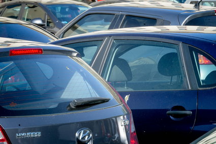 Wydatki na parking można rozliczyć w kosztach, ale nie w całości