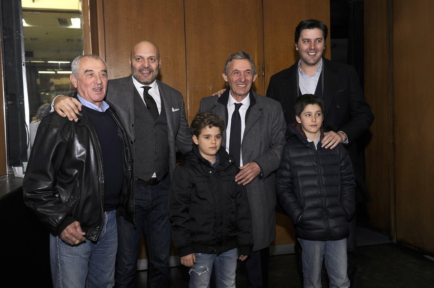 Posledne večeri prikazan je film "Svetislav Pešić. Više od trenera". Projekciji su prisustvovali i profesor Milivoje Karalejić, Aleksandar Đorđević i Dejan Bodiroga