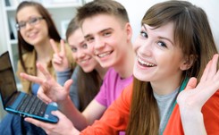 Zdezorientowani gimnazjaliści. 9 lat nauki, a większość 'poległa' na prostym teście