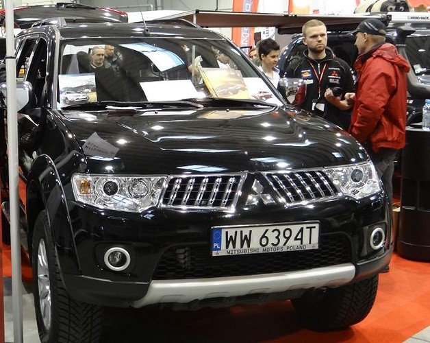 Mitsubishi pajero sport