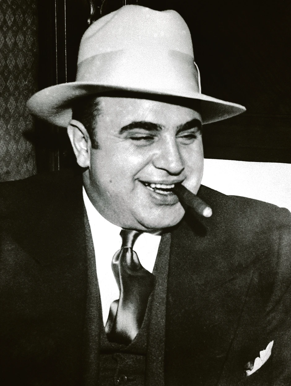 Poređenja sa Al Kaponeom