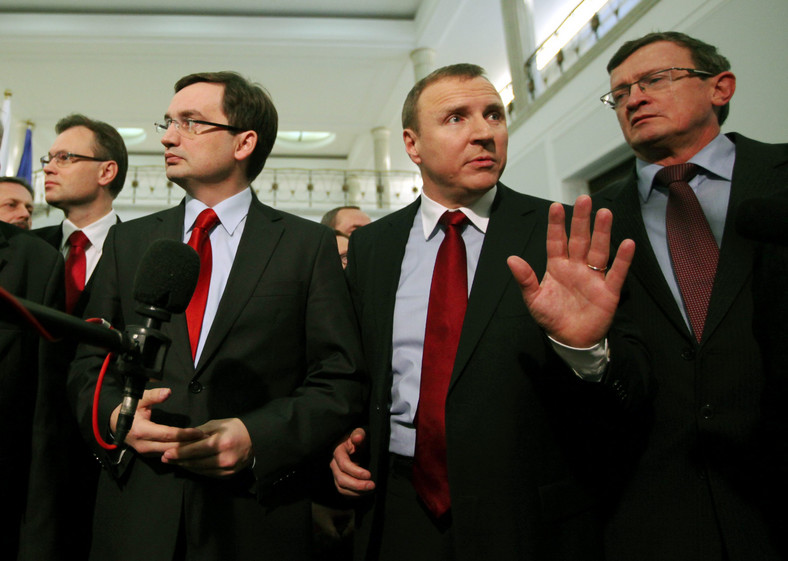 Od lewej: Arkadiusz Mularczyk, Zbigniew Ziobro, Jacek Kurski i Tadeusz Cymański, listopad 2011 r.
