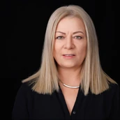 dr Dorota Płuchowska