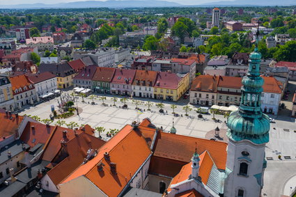 19 powiatów na czerwonej i żółtej liście. Dlaczego na nie trafiły?