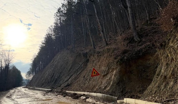 Odroni od Ovčar banje do Kablara