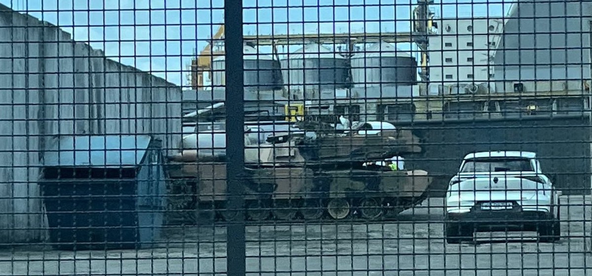 Abrams dla Ukrainy w porcie w Gdyni. Zdjęciez mediów społecznościowych.