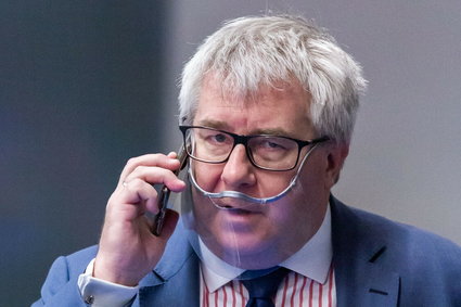 Nie tylko Ryszard Czarnecki. Lista polityków, którzy mogli naciągać podatników, jest długa