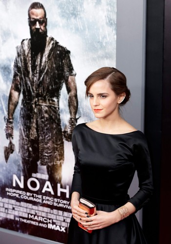 Jak ponownie pracowało ci się z Loganem Lermanem, po tym jak spotkaliście się na planie 'Charliego'?