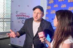 Tak Borys Szyc czyta bajki swojemu synowi. 'Nie umiem...' [WIDEO]