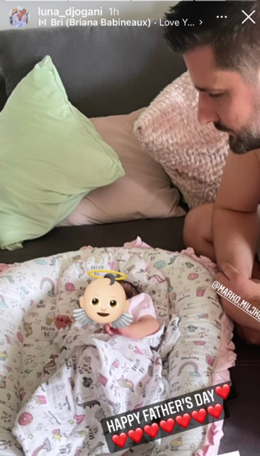 Luna slikala Marka sa njihovom ćerkom