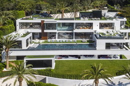 Zobacz imponującą posiadłość w Los Angeles, która kosztuje 250 mln dolarów [GALERIA]