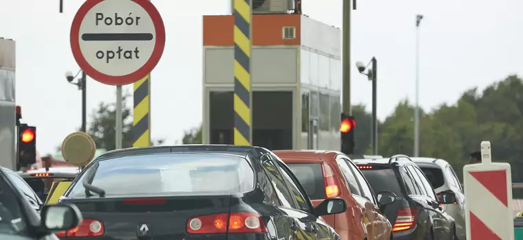 Jak na płatnej autostradzie zapłacić mniej albo nie płacić wcale?