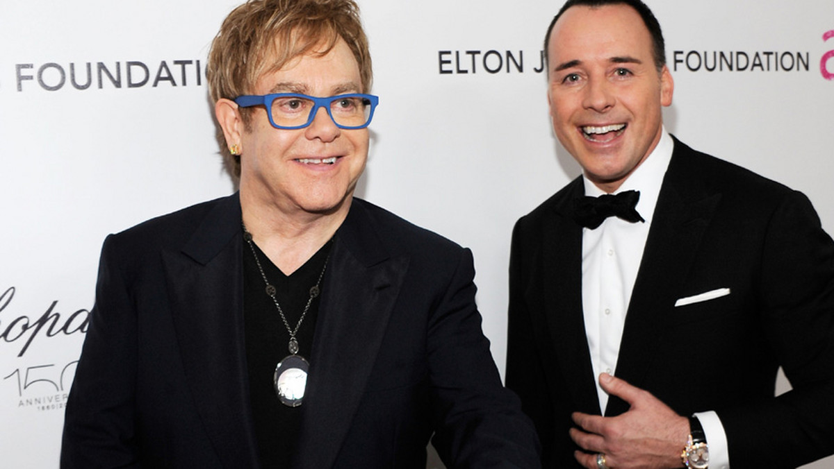 Elton John i David Furnish zostaną ojcami kolejnego dziecka.