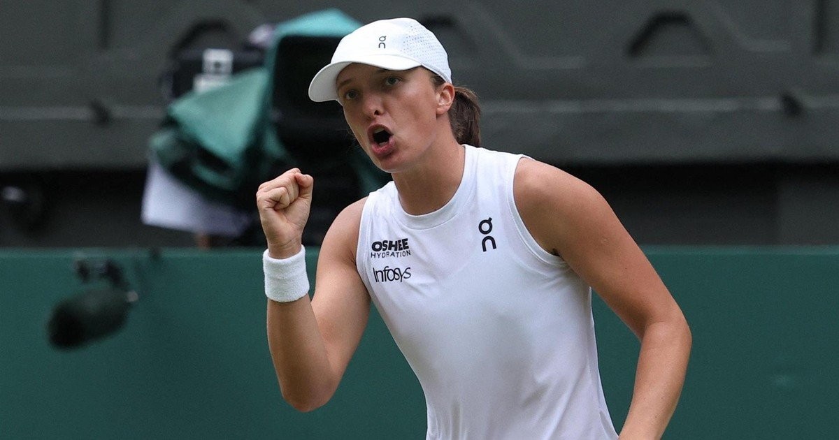 Świątek – Tauson na żywo. Transmisja i stream. Gdzie i kiedy oglądać Wimbledon?