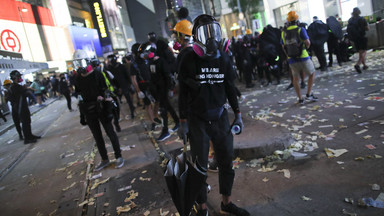 Hongkong: Policja postrzeliła demonstranta ostrą amunicją, pierwszy raz od fali antyrządowych protestów