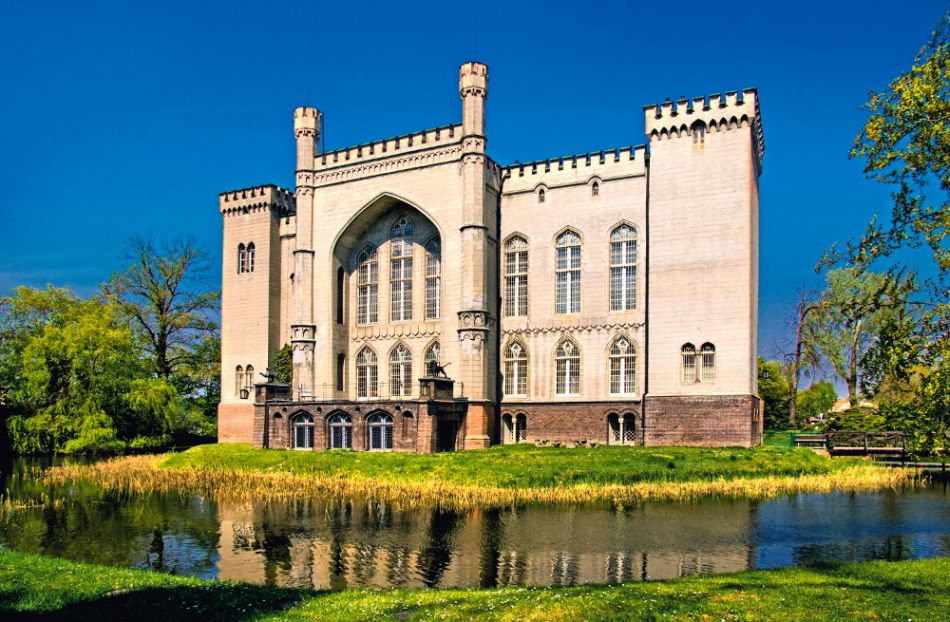 Zamek w Kórniku, Wielkopolskie