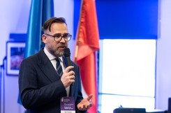 Sędzia Przymusiński: Andrzej Duda nie jest monarchą w XV wieku