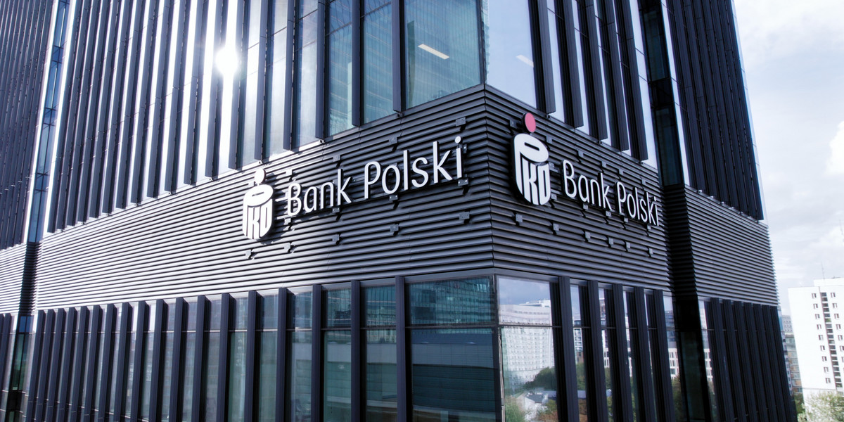 W tym budynku PKO BP na ul. Puławskiej 15 można składać już oferty w konkursie na prezesa i wiceprezesa banku