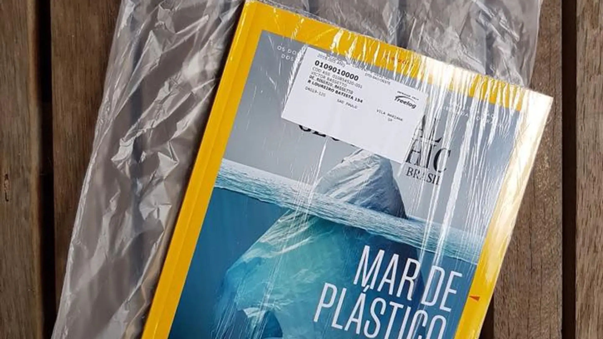 Nowy numer National Geographic miał walczyć z nadprodukcją plastiku. Coś jednak poszło nie tak