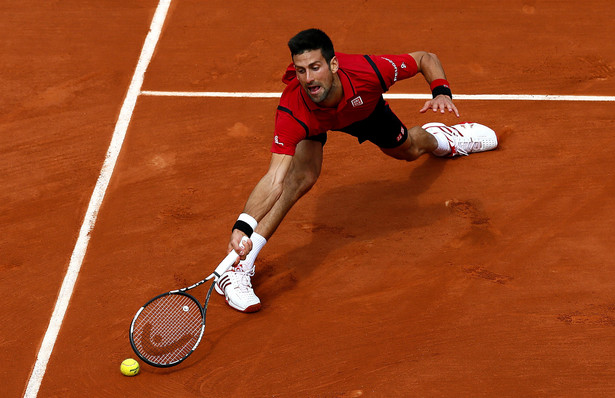 French Open: 50. wygrany mecz Djokovica. Serb pokonał Darcisa