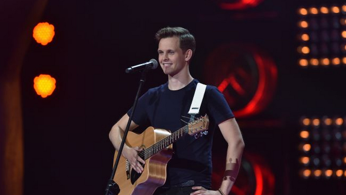 Jacek Wolny to uczestnik ósmej edycji "The Voice of Poland". 26-letni wokalista trafił do drużyny Michała Szpaka.